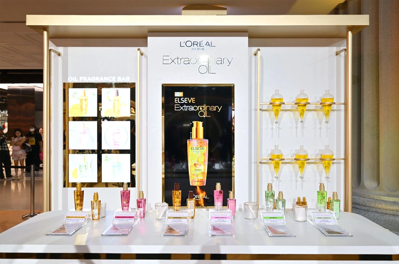 สวยสะกด! ฮันโซฮี ลัดฟ้ามางาน L’Oreal Paris Elseve Extraordinary Oil