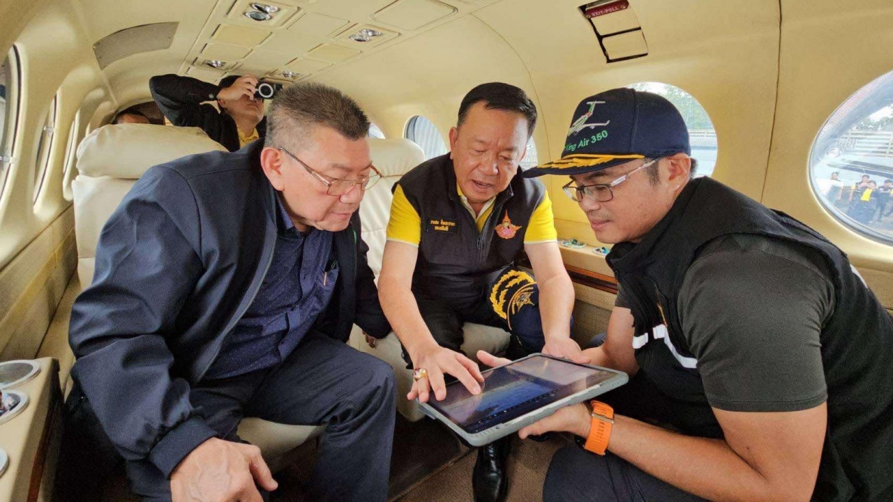 กระทรวงเกษตรฯ มอบกรมฝนหลวงฯ เปิดปฏิบัติการณ์ทำฝนเทียมรับมือฝุ่น PM 2.5