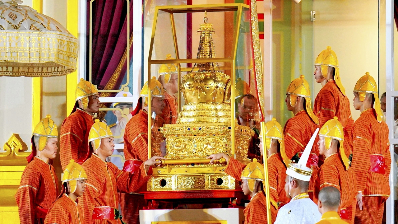 พระเขี้ยวแก้ว อัญเชิญประดิษฐานสนามหลวง 4 ธ.ค. 67