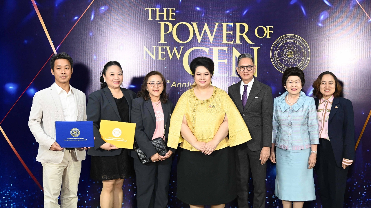 อาจารย์และนักศึกษา มหาวิทยาลัยกรุงเทพ ร่วมงานครบรอบ 47 ปี สสอท.