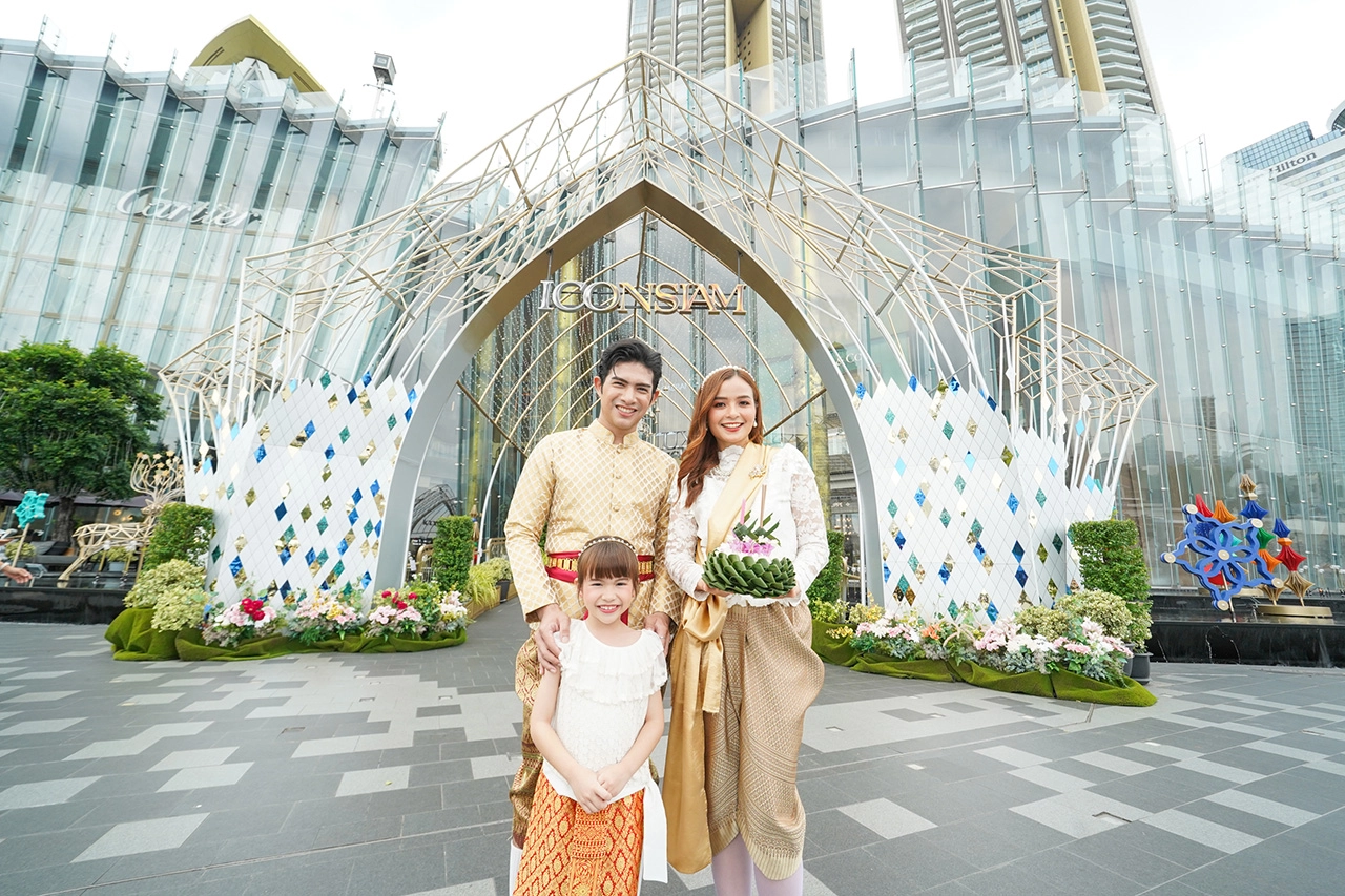 ไอคอนสยาม สร้างมหาปรากฏการณ์ “ICONSIAM THAICONIC LOY KRATHONG”