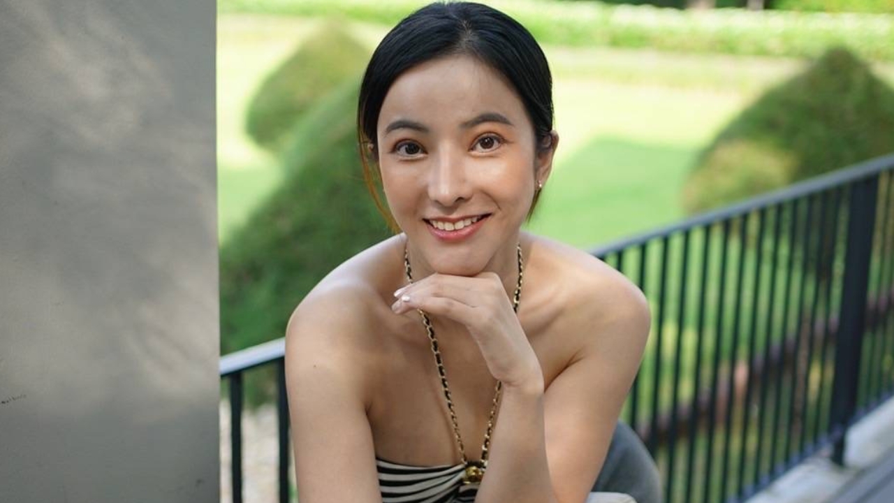 อาย วราไพรินทร์ แปลงโฉมเป็นคนแก่วัย 70 ปี ตามหารักแท้ที่หายไป