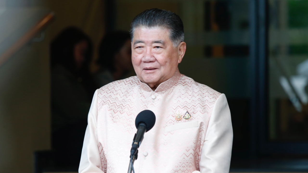 “ภูมิธรรม” ย้ำจุดยืนเพื่อไทย บอก “นายกฯ อิ๊งค์” พูดชัดแล้ว ไม่แตะ ม.112