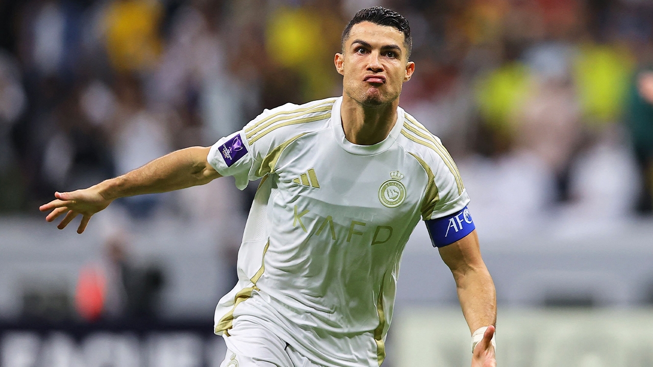 ใน 19 คนหมายถึงใคร? “โรนัลโด” จวกอดีตกุนซือ “ไม่มีความรู้เรื่องฟุตบอล”