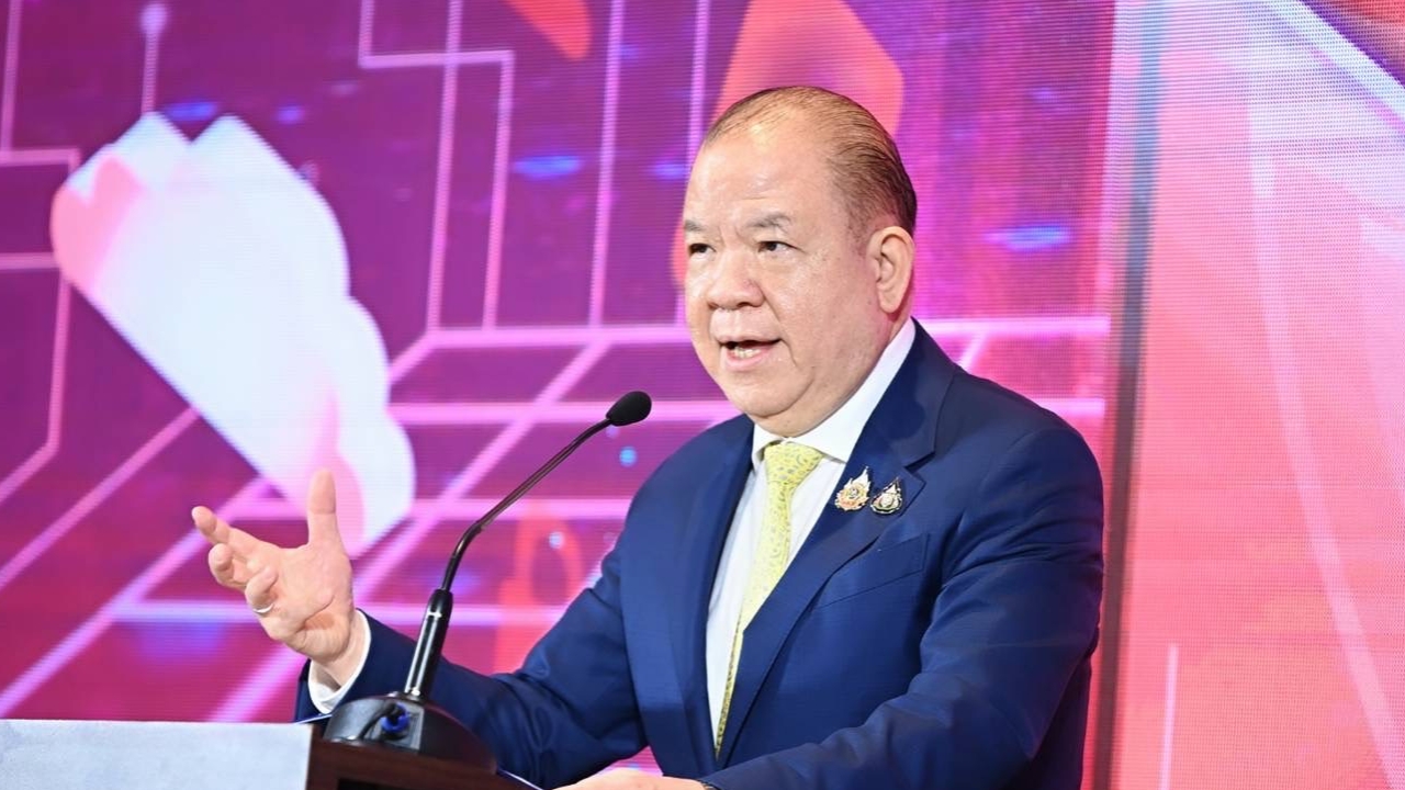 รมว.พาณิชย์ จับมือ 16 ยักษ์ใหญ่แพลตฟอร์มออนไลน์ คุมเข้มมาตรฐานสินค้า