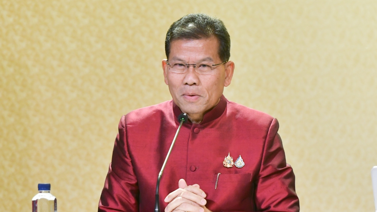 เริ่มวันนี้ สั่งปรับระเบียบใหม่พวกรถควันดำเกินจะถูกติดสติกเกอร์ “ห้ามใช้รถชั่วคราว”