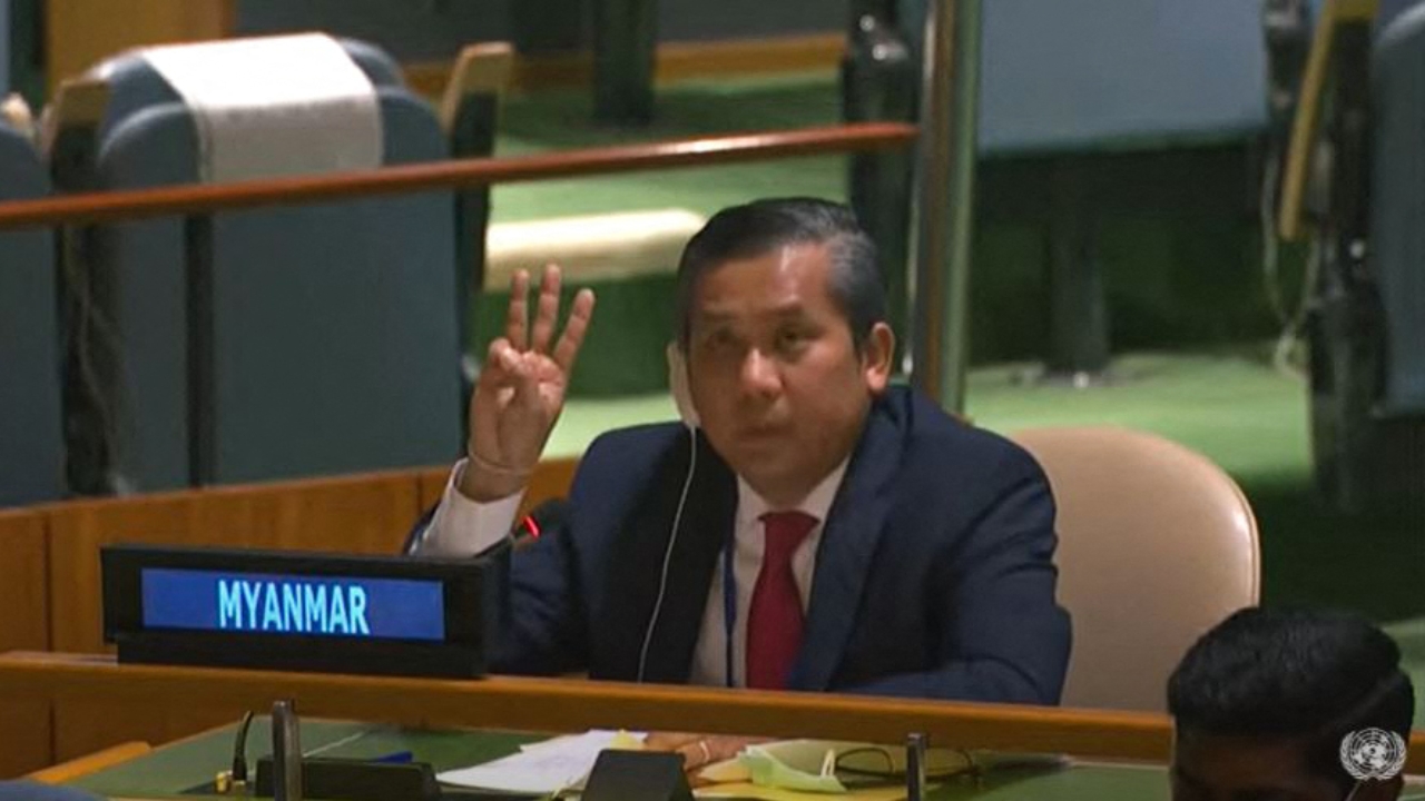 ทูตเมียนมาประจำยูเอ็น เรียกร้องนานาชาติปฏิเสธการยอมรับปาหี่เลือกตั้งของรัฐบาลทหาร