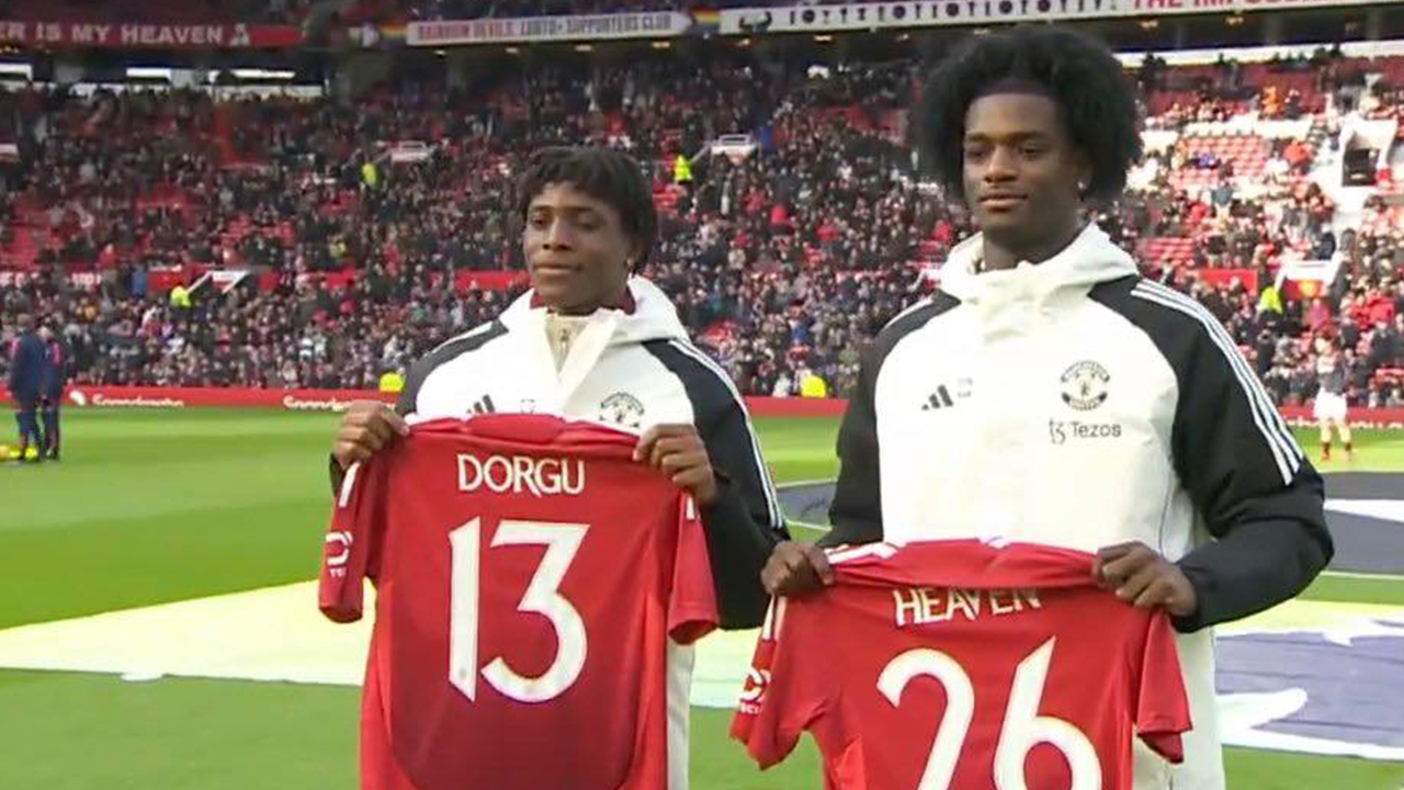 แฟนผีรอชม "แมนยูฯ" เผย 3 สาเหตุคว้า "ดอร์กู" เสริมทัพ เติมเต็มตามแผน "อโมริม"