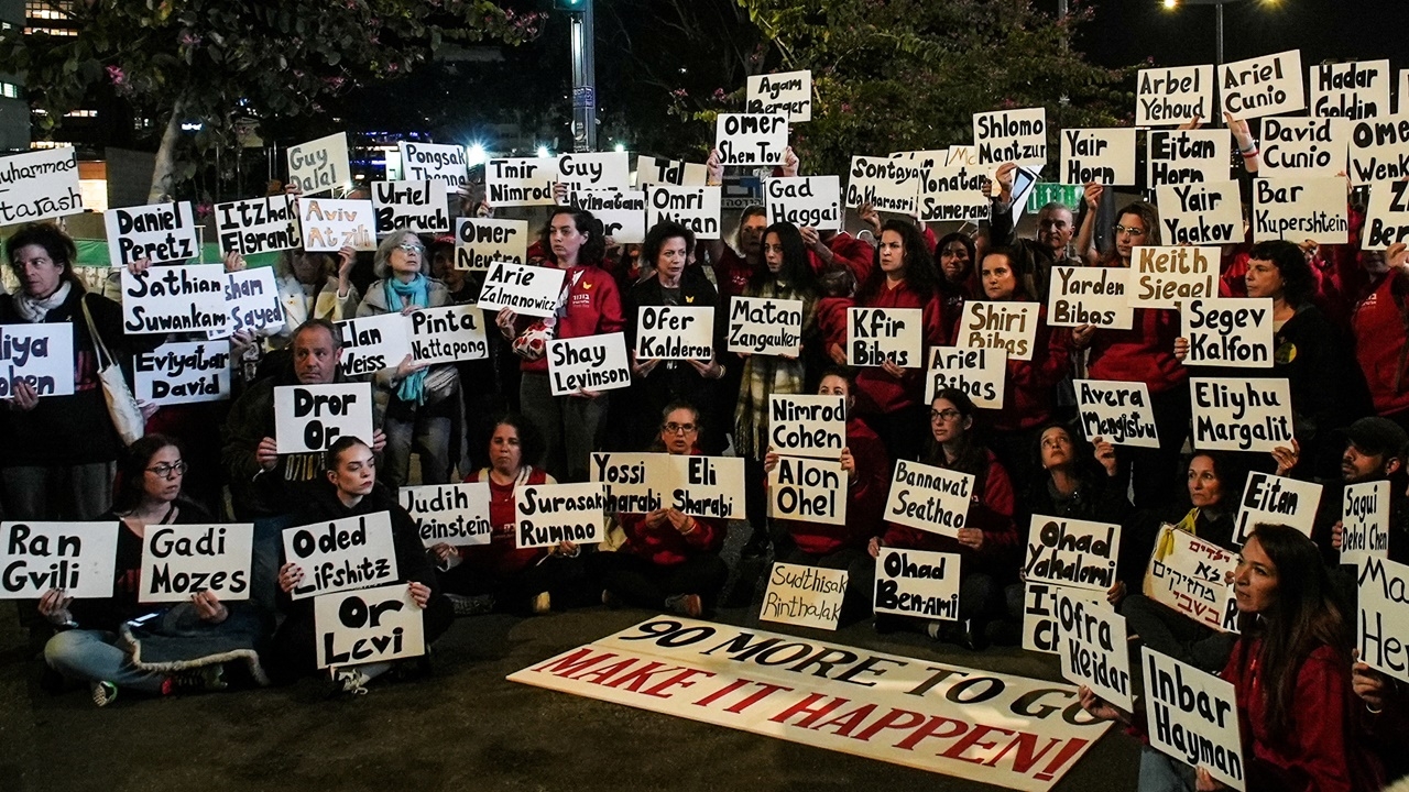 อิสราเอลอ้าง ตัวประกัน 8 คนที่จะถูกปล่อยตัวในเฟส 1 เสียชีวิตแล้ว