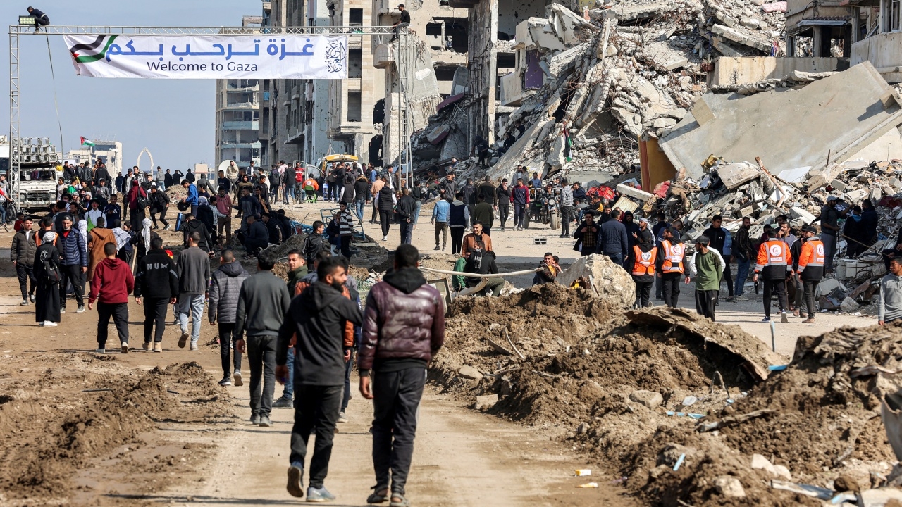 ฮามาสเตรียมปล่อยตัวประกัน 6 คน อิสราเอลอนุญาตให้ชาวกาซากลับบ้าน