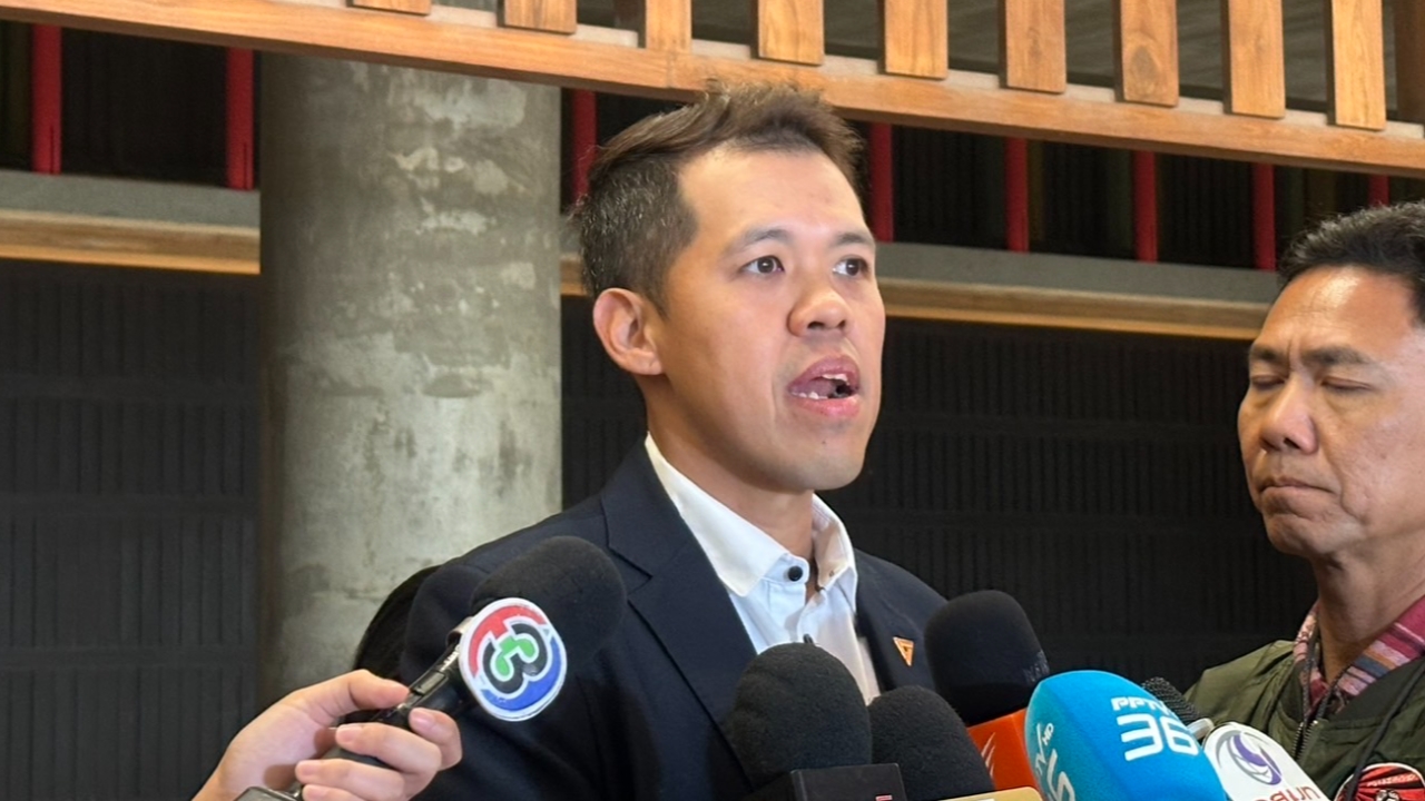 พรรคประชาชน ตั้งคำถาม ซื้อเสียงหรือไม่ แจกเงินหมื่นเฟส 2 ใกล้เลือกตั้ง