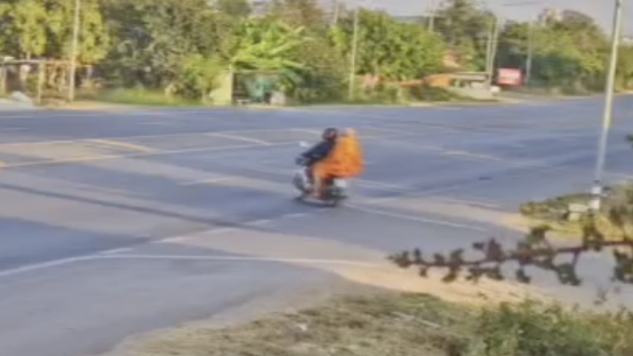 เจ้าอาวาสหายตัว หลังถูกร้องสอบพฤติกรรม พบเบาะแสสุดท้าย ซ้อน จยย. ไปกับสีกา