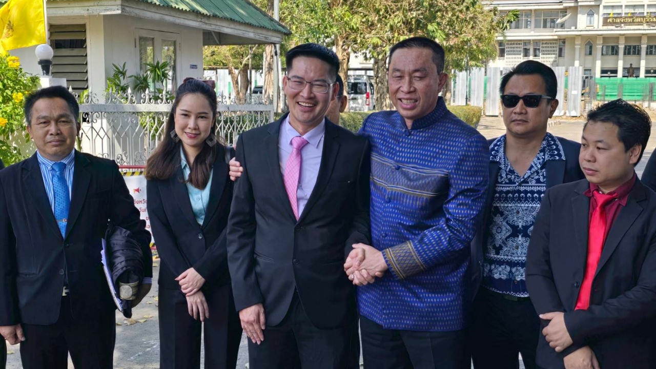 "เต้ มงคลกิตติ์" ยกมือขอโทษ "ศักดิ์สยาม" กล่าวหาชู้สาว ต้นเหตุคลัสเตอร์โควิด