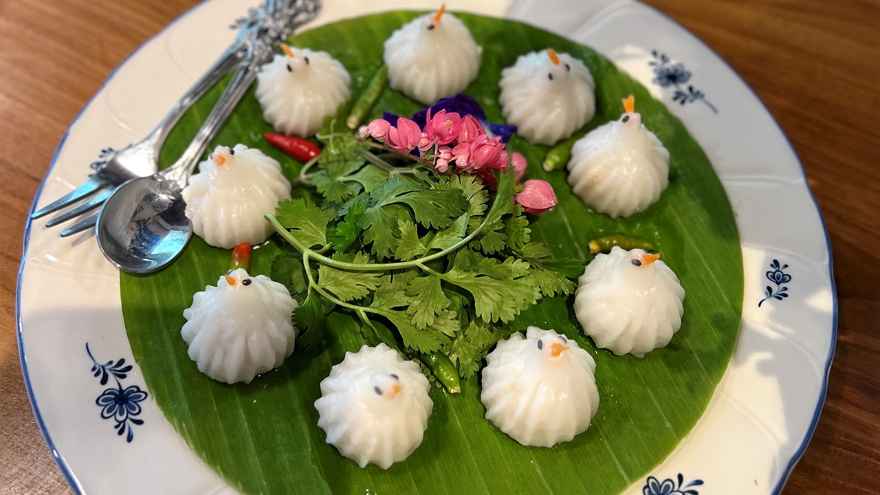 ขนมจีบนก by ศรีวังหญิง