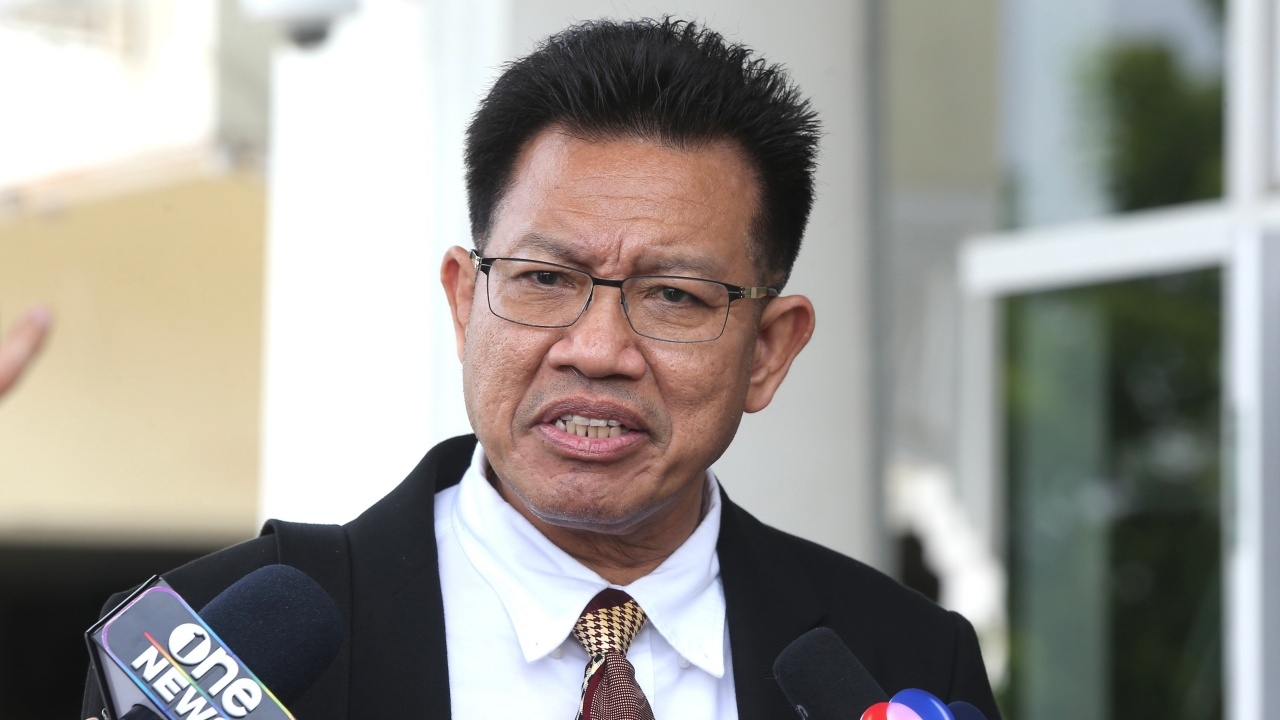 "อ.อ๊อด" เผยศาลสั่งคุก "ทนายเดชา" 1 ปี รอลงอาญา ฐานหมิ่นประมาท