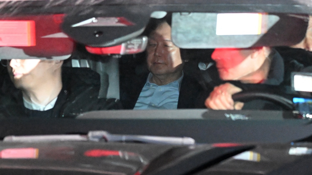 ปธน. ยุนซอกยอล ถูกย้ายไปห้องขังเดี่ยว ยังปฏิเสธให้ปากคำ