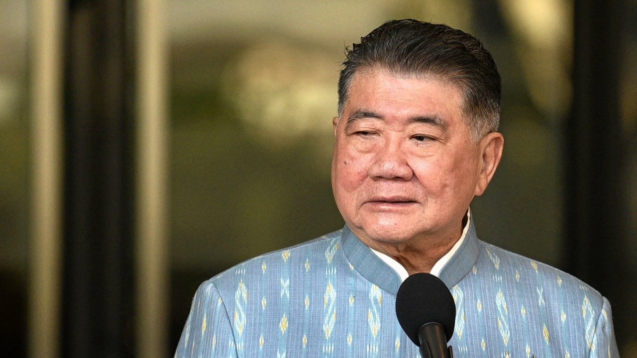 “ภูมิธรรม” ขอคนเห็นต่างอย่าทำล่าช้า เมินข้อเสนอ ปชป. ทำประชามติก่อนมีกาสิโน