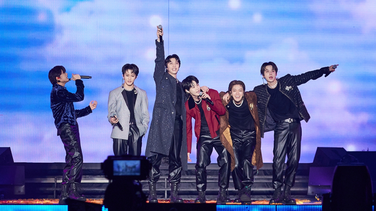 NCT 127 ประสบความสำเร็จอย่างยิ่งใหญ่ สะกดสายตาผู้ชมทั้งออนไลน์และออฟไลน์กว่า 50,000 คน 