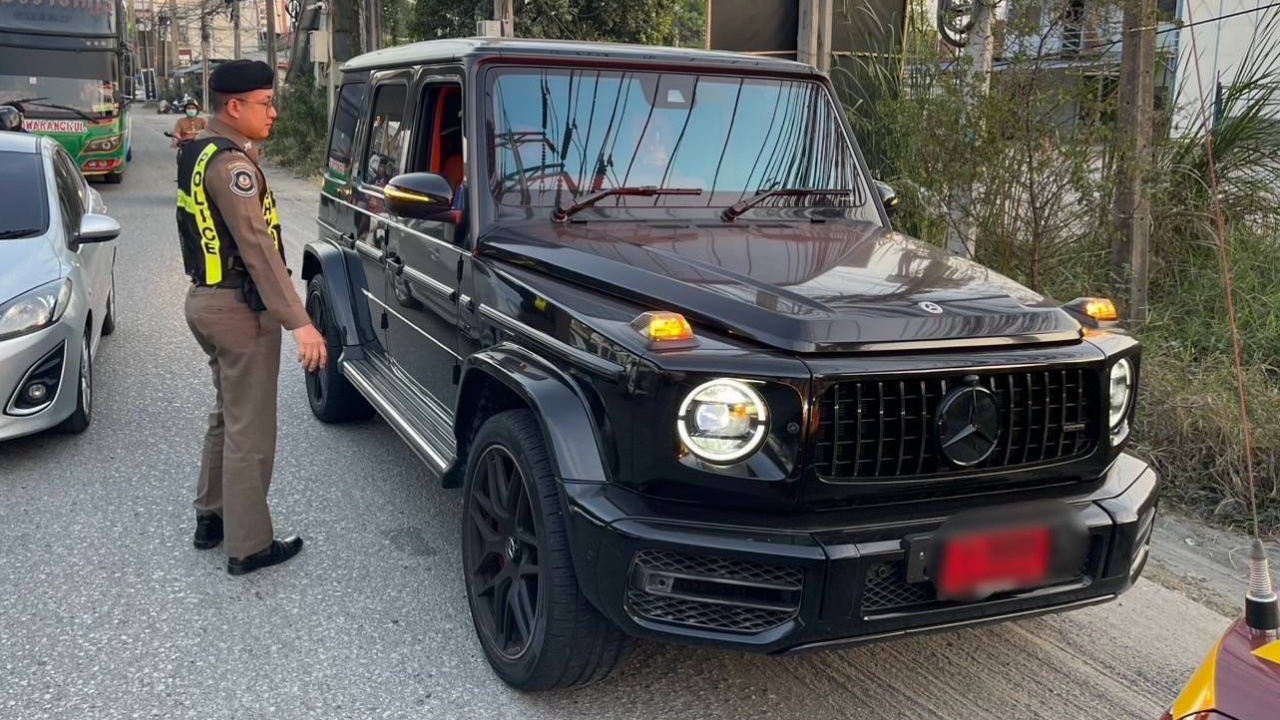 จับรถหรู ใช้ทะเบียนป้ายแดงปลอม ป้ายจริงได้มาแล้ว แต่ไม่ติด