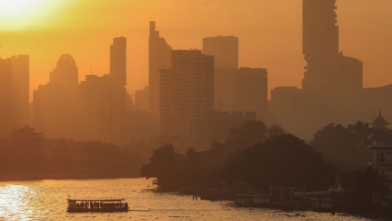 กทม.เมืองมลพิษ อันดับ 9 ของโลก 15 จังหวัดทั่วประเทศ ค่าฝุ่นวิกฤติ