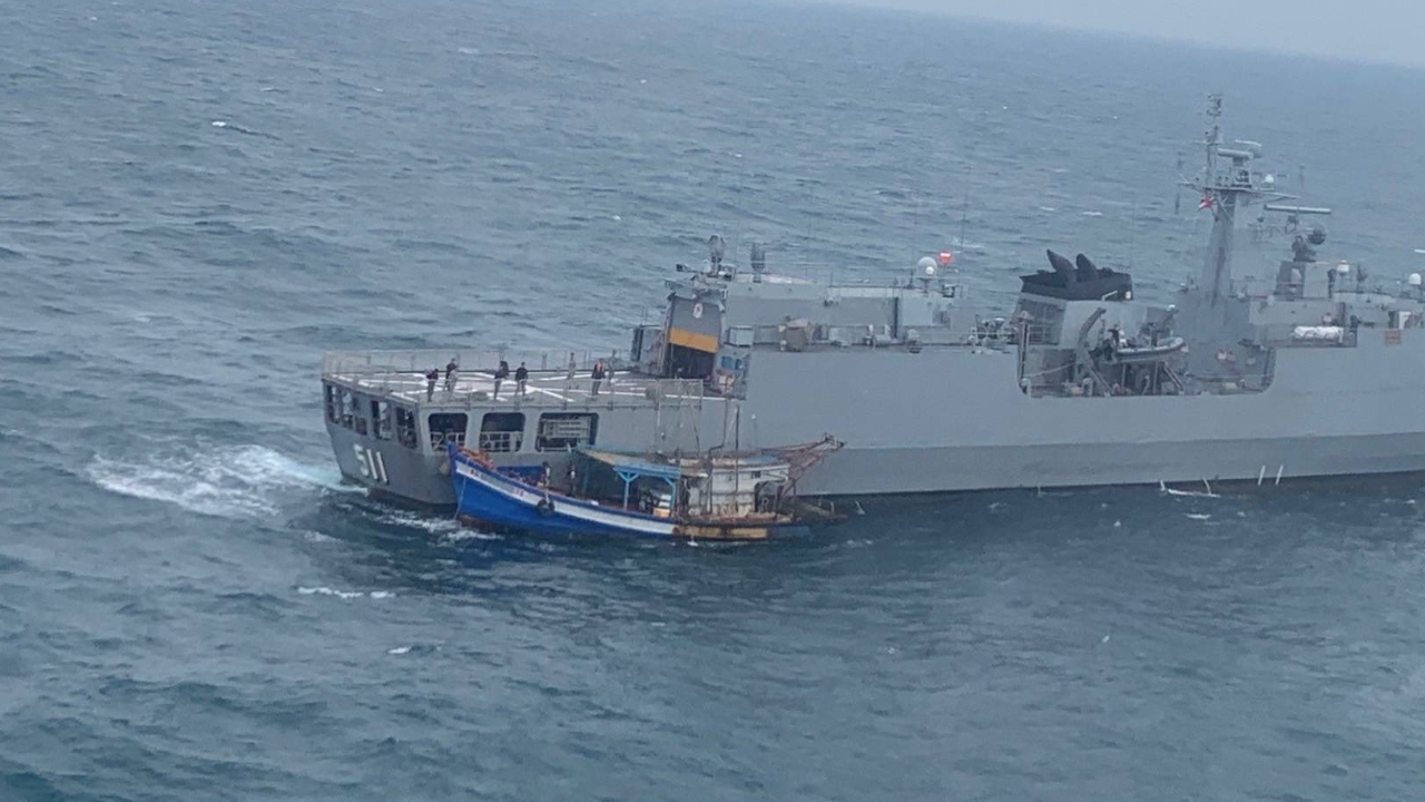 เดือดกลางอ่าวไทย จับ “เรือประมงเวียดนาม” ลอบคราดปลิงทะเลในน่านน้ำไทย