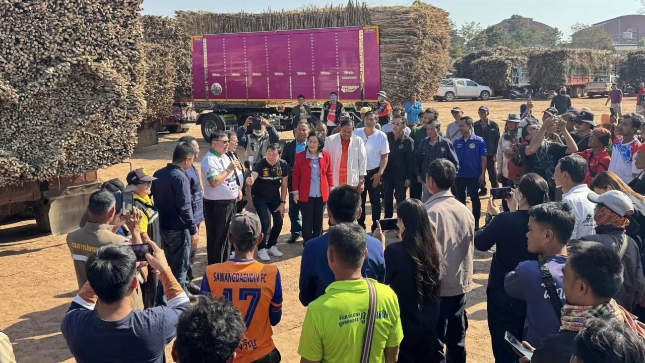 ชาวไร่เฮ อนุญาตให้โรงงาน "ทดลองเดินเครื่องจักร" แล้ว คาดเริ่มหีบอ้อยได้คืนนี้