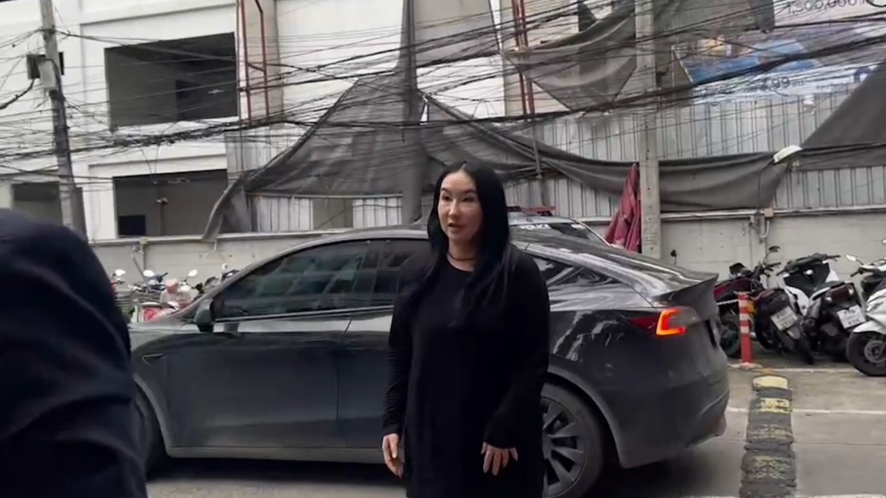 ตำรวจสั่งไม่ฟ้อง "เมียบิ๊กโจ๊ก" คดี "เจ๊หนิง" แจ้งความลักทรัพย์ 5 ล้าน