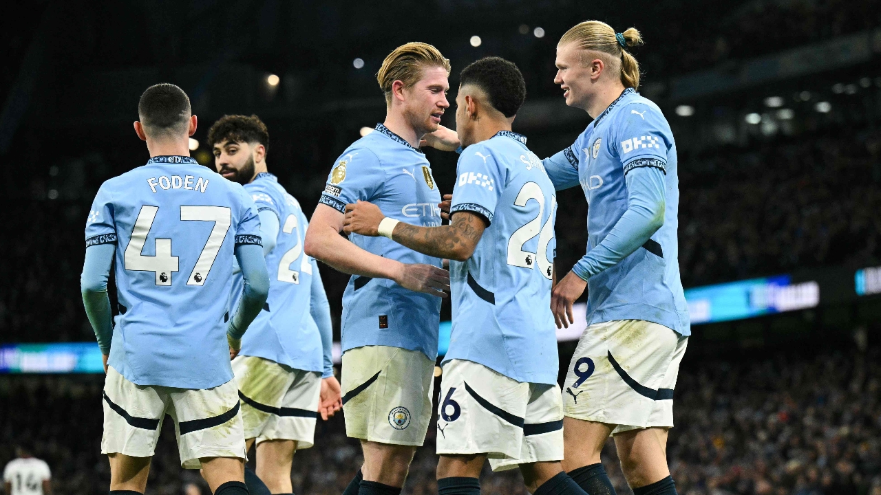 สุดช็อก "ตัวเก่งแมนฯ ซิตี้" ส่อย้ายซบทีมใหม่  ใกล้บรรลุข้อตกลง-ร่วมงานอดีตแข้งแมนยูฯ