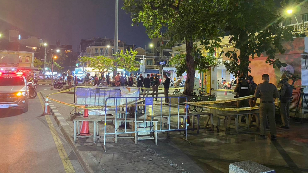 ลอบยิง "อดีต สส.ฝ่ายค้านกัมพูชา" ดับหน้าวัดบวรนิเวศ คนร้ายยังหลบหนี