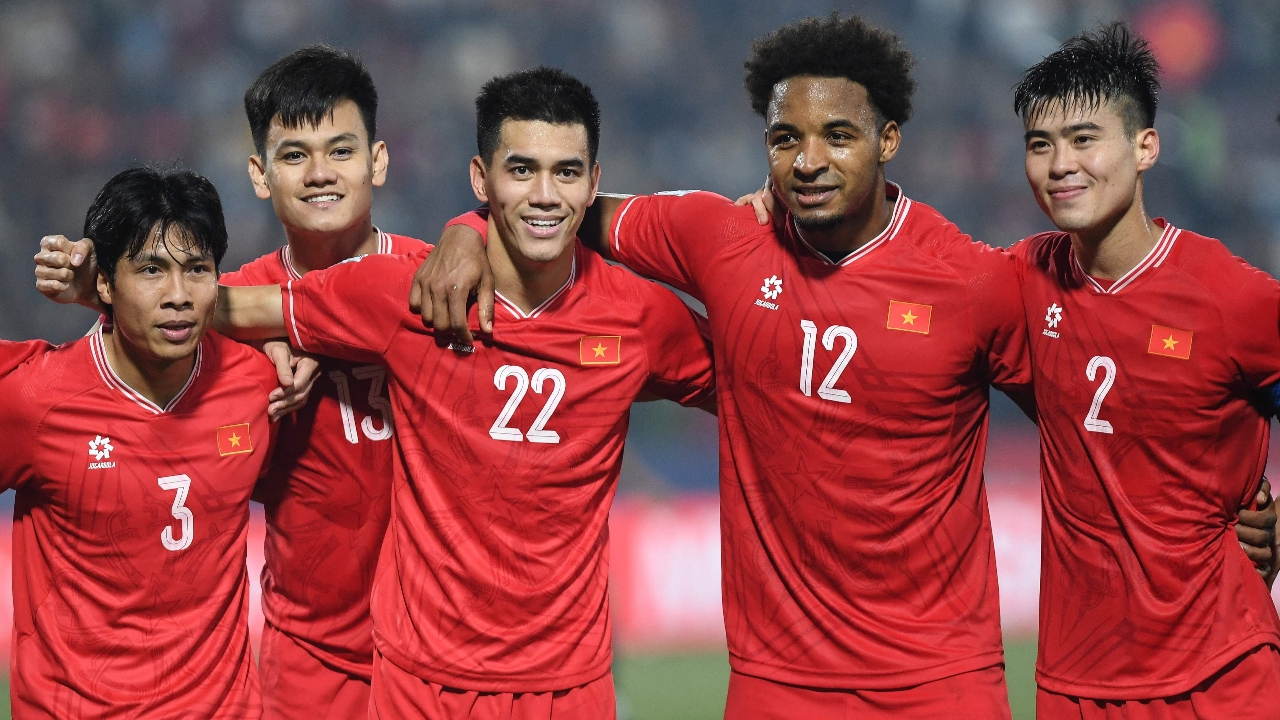 ทีมชาติไทยวืดสมัย 8 เปิดทำเนียบแชมป์อาเซียนคัพ ทั้ง 15 ครั้ง หลัง "เวียดนาม" ผงาดแชมป์