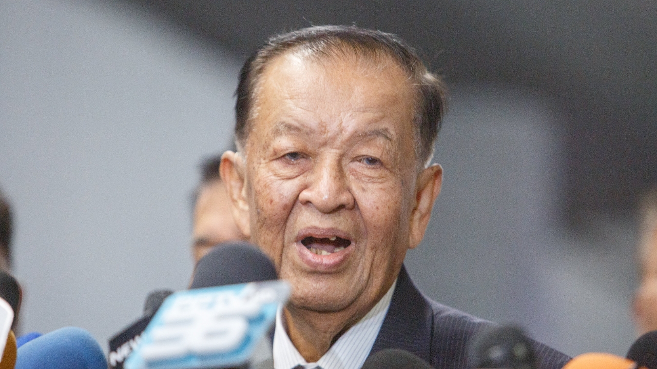 “วันนอร์” อวยพรคนไทย ขอทุกฝ่ายร่วมมือ นำพาประเทศปลอดภัย