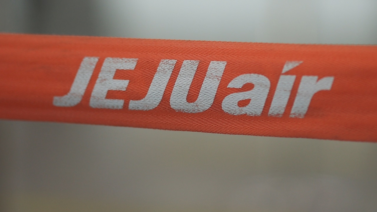 บิน “เจจู แอร์” อีกลำ ต้องบินกลับ ระบบล้อมีปัญหาแบบเดียวกับเครื่องที่ตก