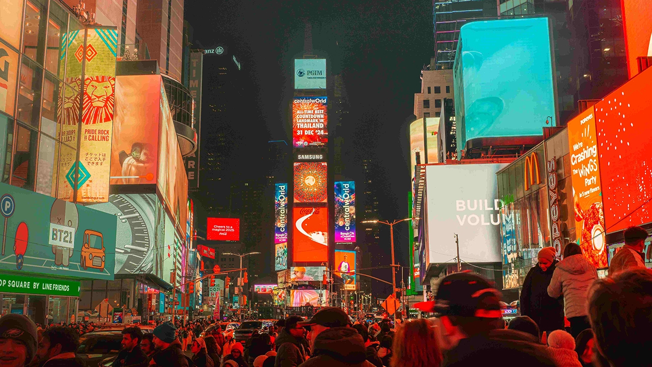 6 ปี บน Times Square New York "เซ็นทรัลเวิลด์" เคานต์ดาวน์แลนด์มาร์ก หนึ่งเดียวใจกลางกรุงเทพฯ