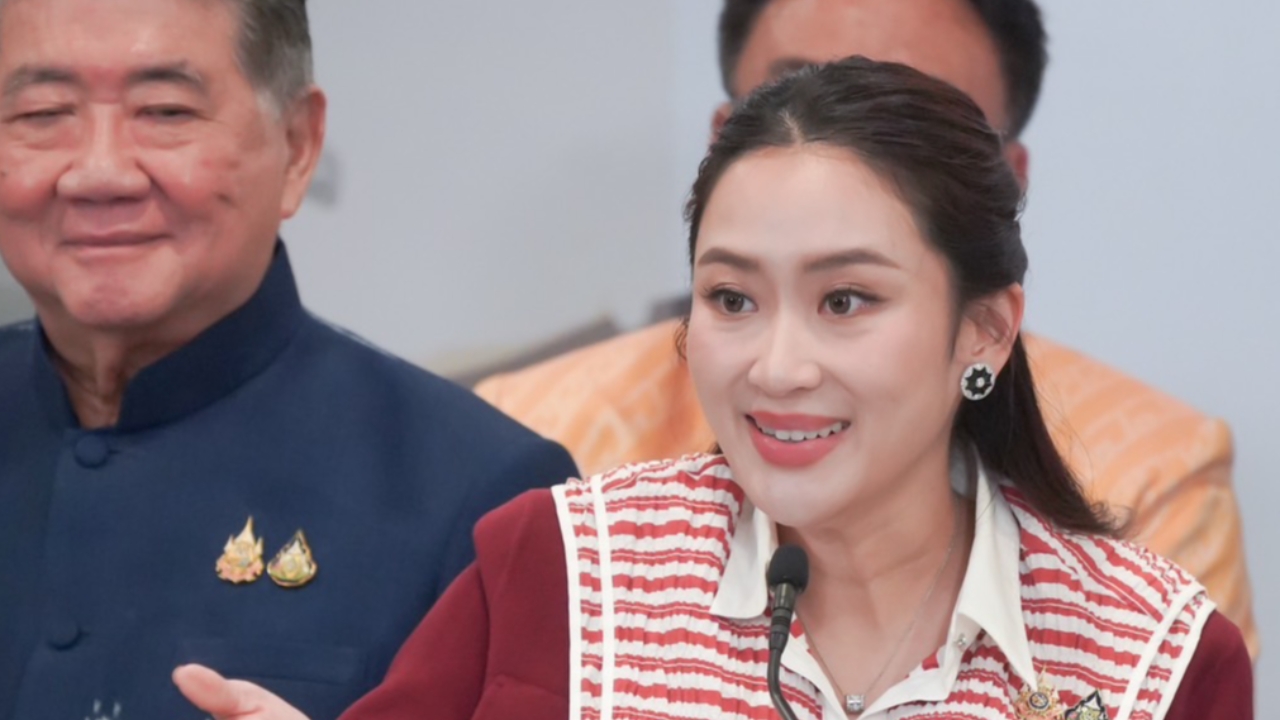 “แพทองธาร” พร้อมแจงสื่อหลัง ป.ป.ช.เปิดทรัพย์สิน ไม่นิ่งนอนใจเรื่อง MOU 44