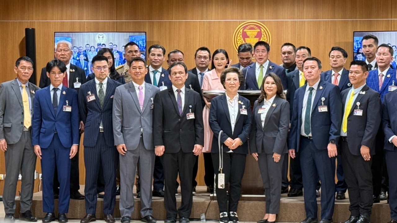 กล้าธรรม จ่อปรับ กก.บห.พรรคชุดใหม่ “ธรรมนัส” นั่งประธานที่ปรึกษาพรรค