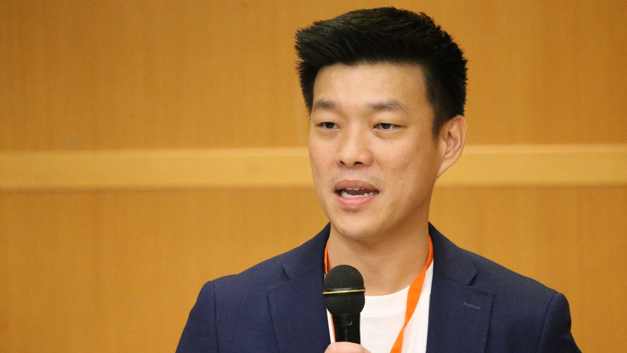 ปชน. จ่อยื่นร่างตั้ง สสร. แก้รัฐธรรมนูญอีกครั้ง 12 ธ.ค. นี้ หวังสมาชิกรัฐสภาร่วมผลักดัน