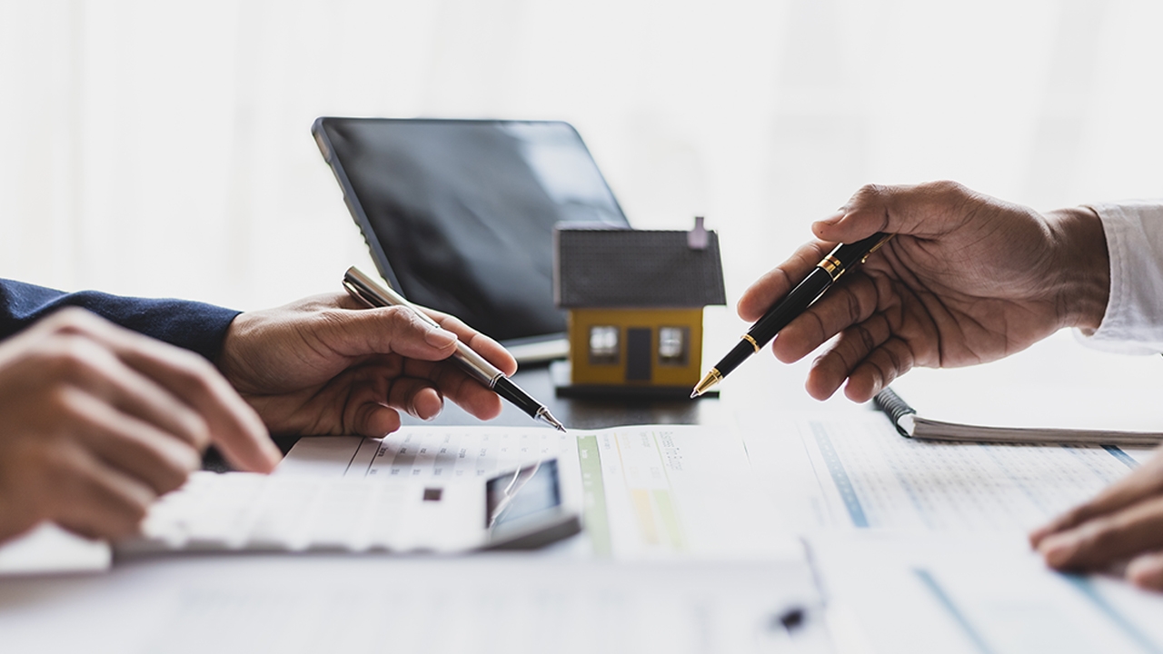 "คุณสู้-เราช่วย" รัฐบาลทุ่มงบ "อุ้มลูกหนี้" เฮกว่า 2 ล้านราย กำหนด 2 มาตรการหลัก