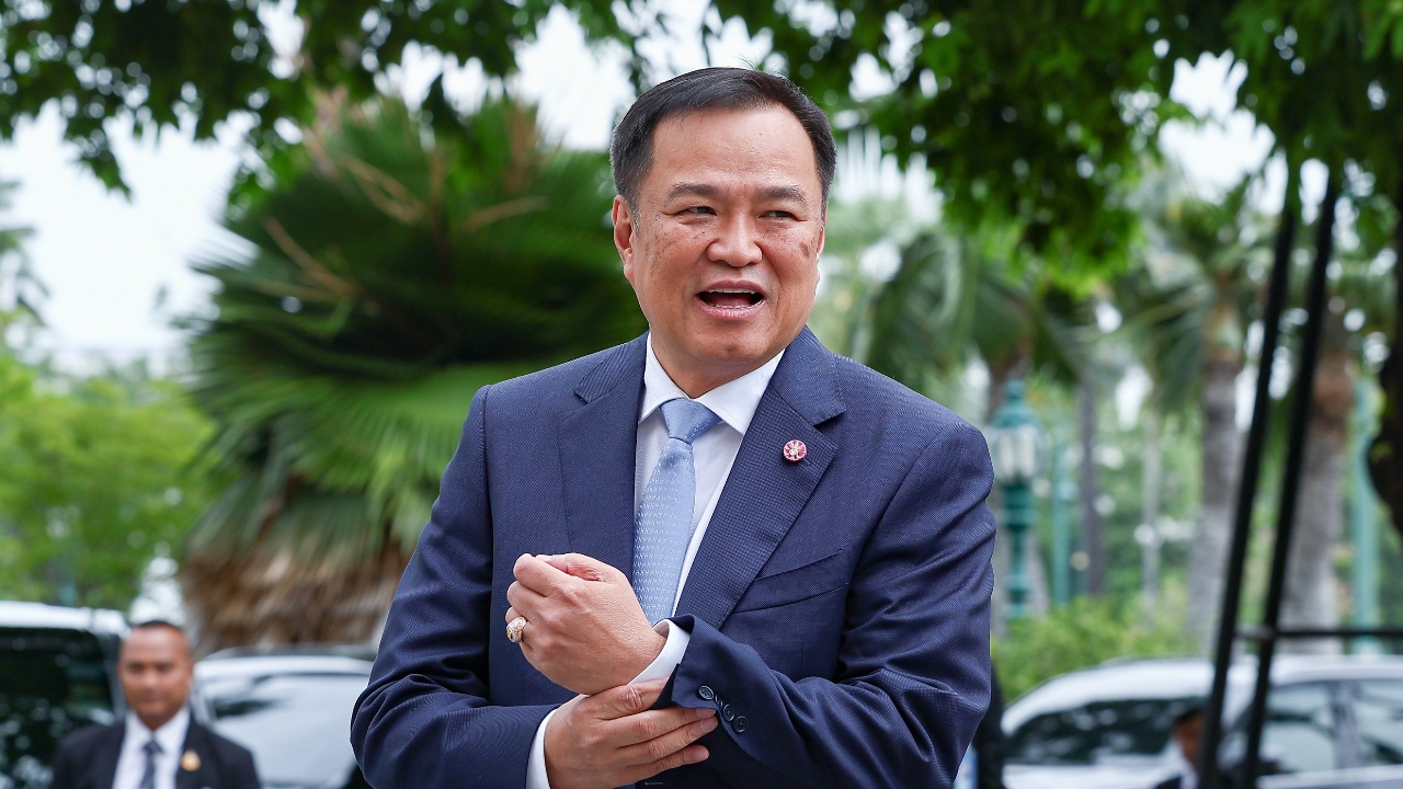 “อนุทิน” ร้องโอ้ย ไม่ใช่ผม ที่ “ทักษิณ” เอ่ยพาดพิงพรรคร่วมรัฐบาล