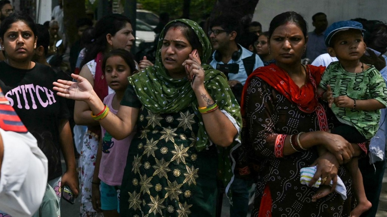 สลด ไฟไหม้โรงพยาบาลที่อินเดีย ตาย 7 ศพ บาดเจ็บกว่า 30 ราย