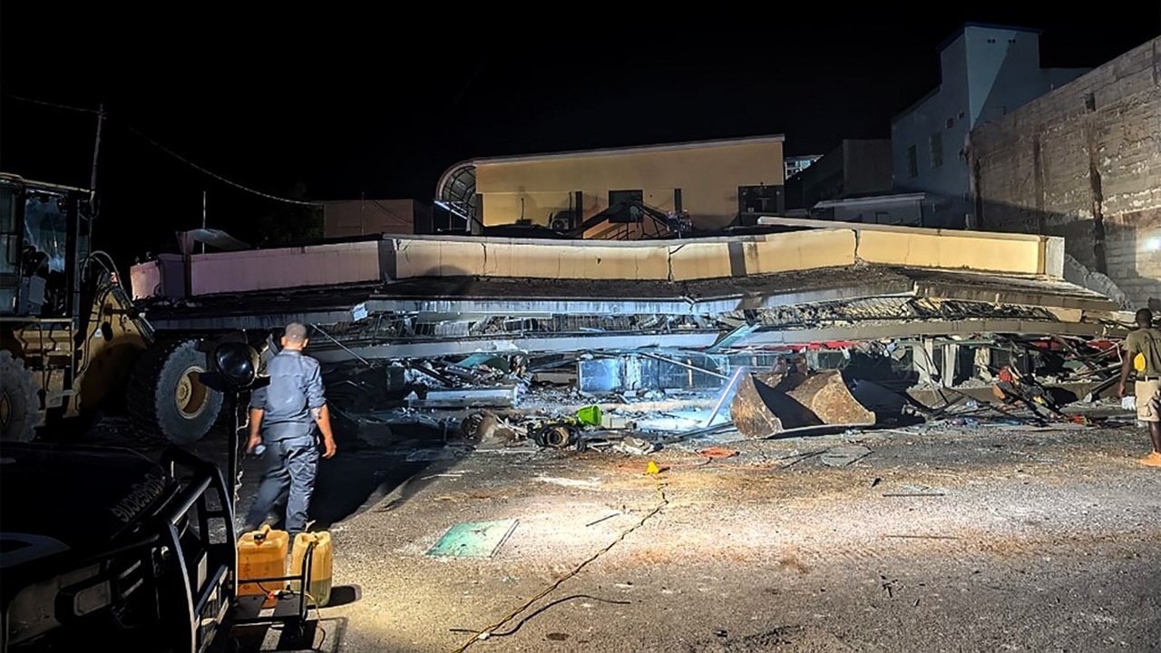 เหยื่อแผ่นดินไหววานูอาตูพุ่ง 14 ศพ จนท.เร่งค้นหาผู้รอดชีวิต