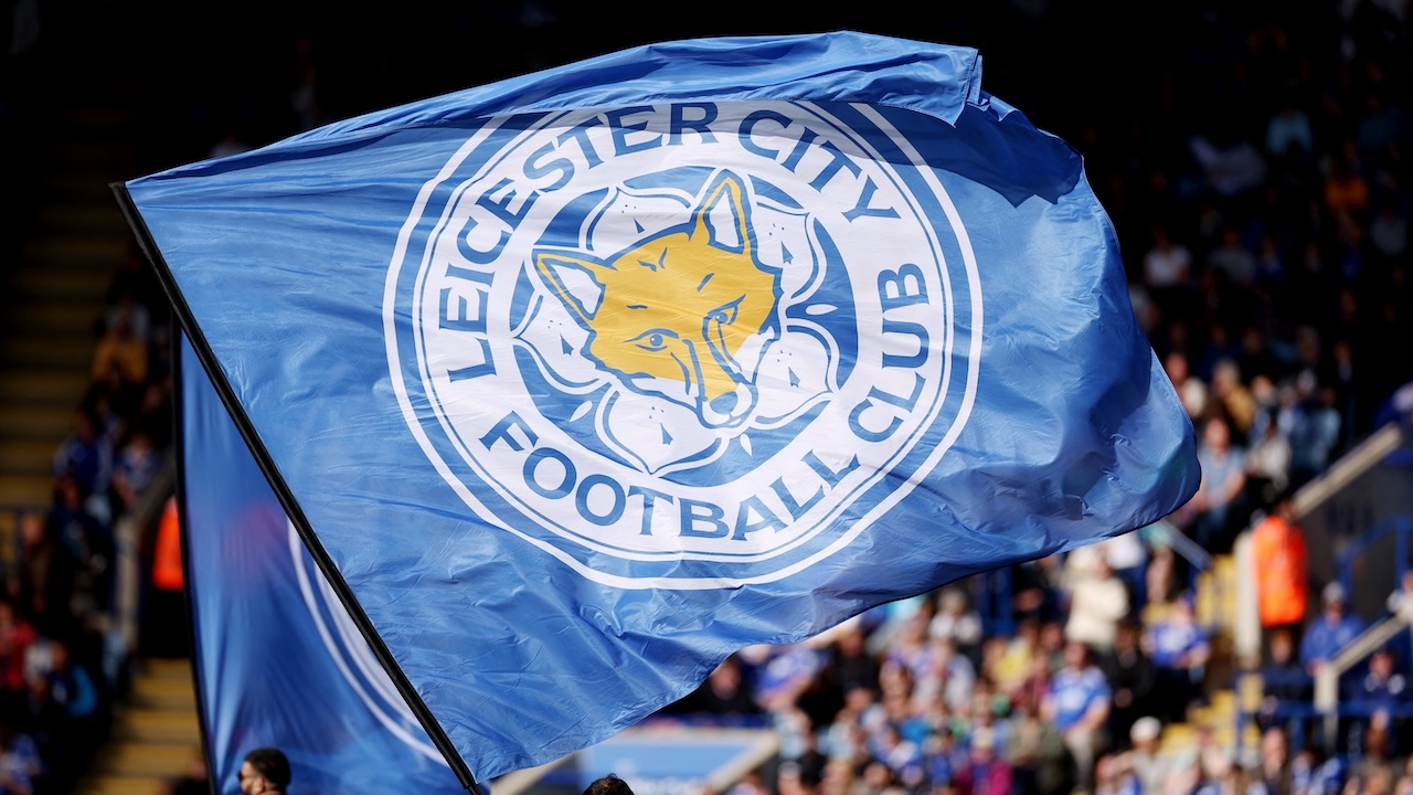 เลสเตอร์ ซิตี้ ร่วมไว้อาลัยผู้เสียชีวิต-ส่งกำลังใจ ไทย-เมียนมา จากเหตุแผ่นดินไหว