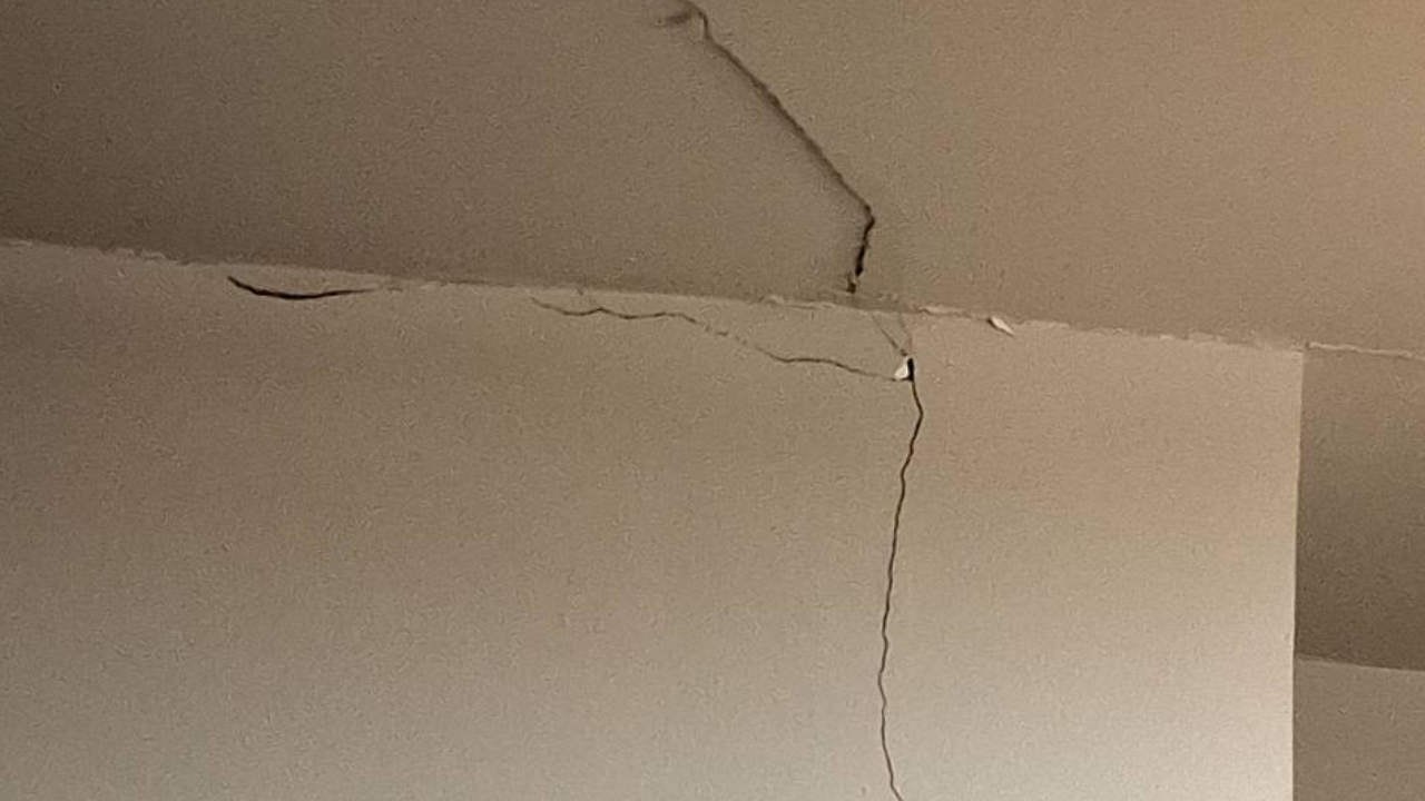 "รอยร้าว" สัญญาณเตือนหลังแผ่นดินไหว ไขความแตกต่างของ "ตึกเก่า-ตึกใหม่"