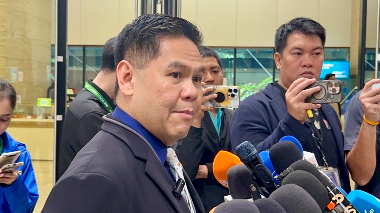 "วราวุธ" เผยชาติไทยพัฒนา ไม่แตกแถว ยัน นายกฯ ยังไม่คุยปรับทัพ ครม.