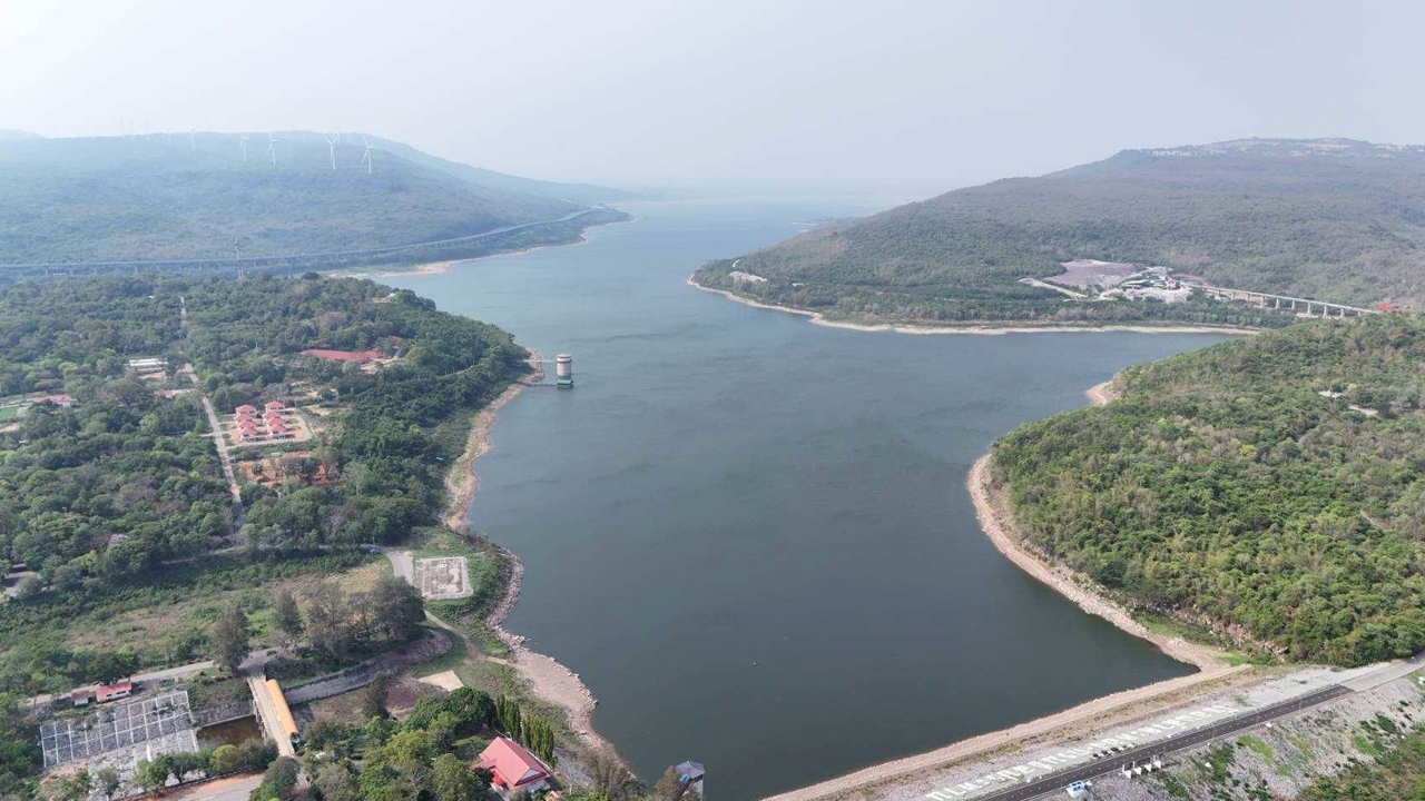 กรมชลประทานบริหารจัดการน้ำเขื่อนลำตะคองอย่างประณีต ย้ำ..แล้งนี้มีน้ำเพียงพอ