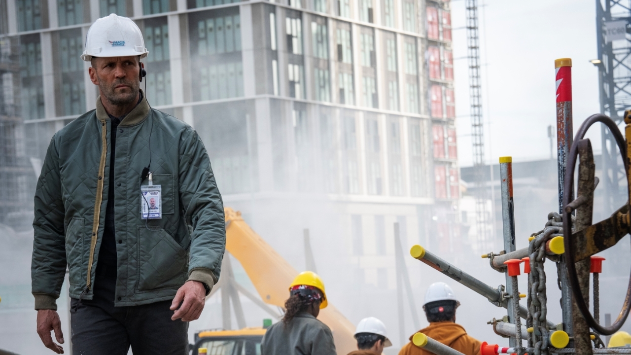 รีวิว “A Working Man นรกหยุดนรก” กลิ่นอายหนังบู๊ยุคเก่า แต่แอ็กชันเดือดถึงใจ