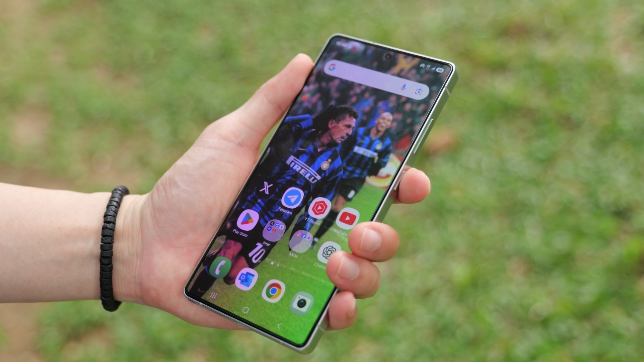 รีวิว Galaxy S25 Ultra: มือถือขุมพลัง AI แต่ยังไม่ฉีกไปจากเดิม