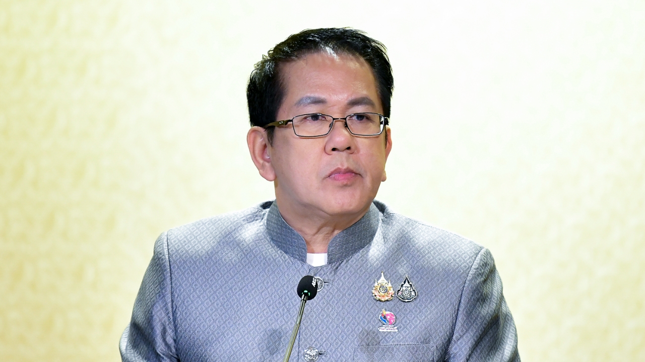 “จิรายุ” ยัน นายกฯ ไม่กดดัน หวังฝ่ายค้านอภิปรายสร้างสรรค์ ไม่ใช้ภาษาตลาดล่าง