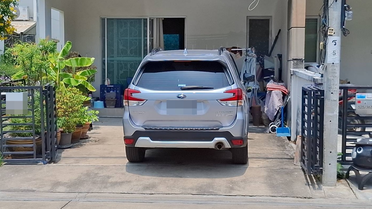 หนุ่มใหญ่ ส่งอีเมลสั่งเสียเมีย ให้จัดการทรัพย์สิน ก่อนปลิดชีพตัวเองในรถ