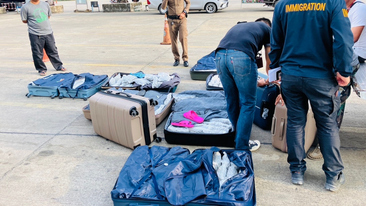 ขยายผลจับเครือข่าย ขนกัญชาข้ามชาติ ยึดกว่า 165 กก. เตรียมส่งต่อไปอังกฤษ