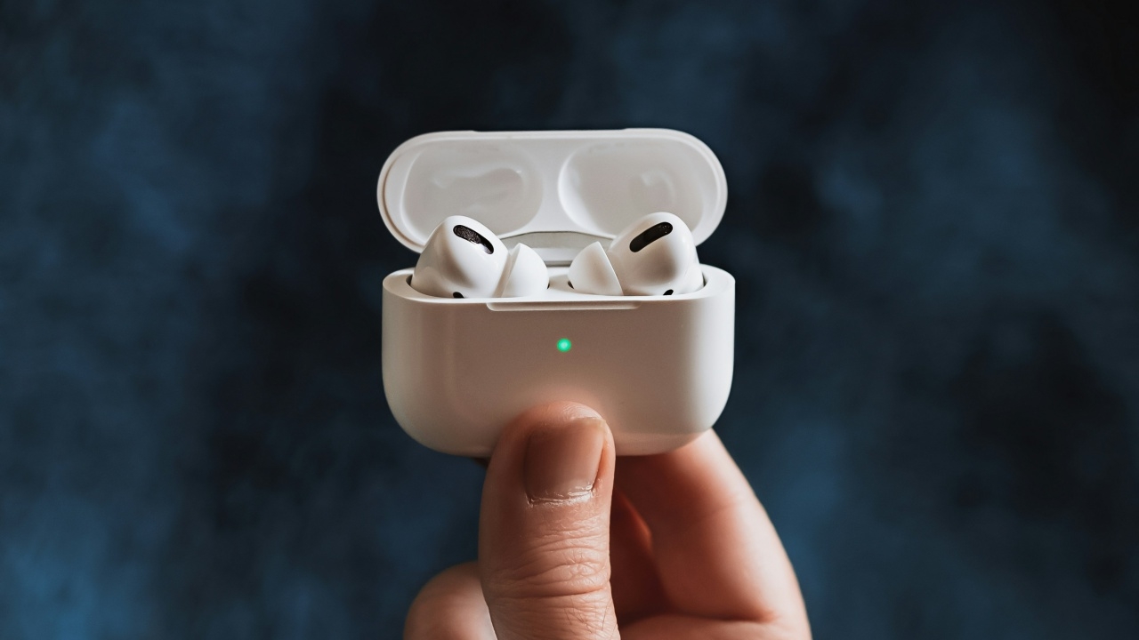 Apple วางแผนนำฟีเจอร์แปลสดแบบเรียลไทม์บน AirPods